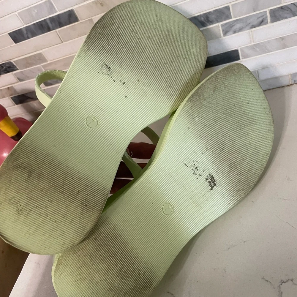 Weeboo Dessy-2 pastel green wedge thong platform strappy sandals women’s 7